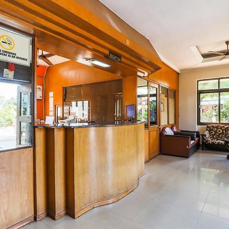 Spot On 37412 Hotel Priti International Mapusa Eksteriør bilde