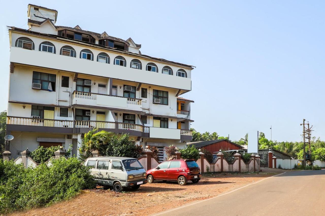 Spot On 37412 Hotel Priti International Mapusa Eksteriør bilde